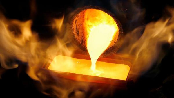 راز 400 ساله کیمیاگران افشا شد، نانو ذرات طلا و دود بنفش