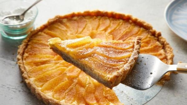 طرز تهیه تارت گلابی با خمیر ترد و گلابی کاراملی